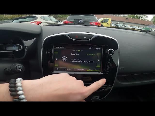 Video thumbnail for How to Check the Economy Tips for Renault Clio IV ( 2012 – 2019 )