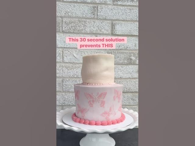 Video thumbnail for Don’t assume the bottom cake can support the weight of the top cake! Not even this tiny 4”! #cake