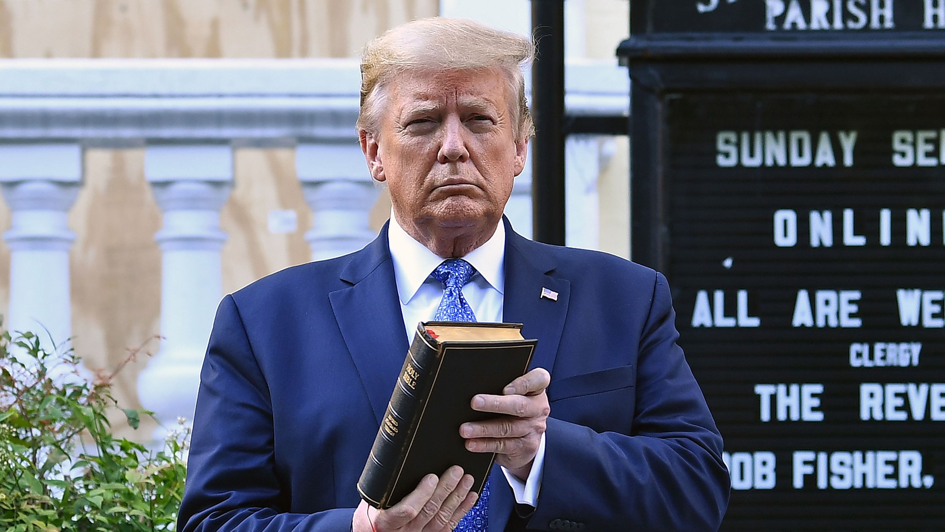 Video thumbnail for Trump set for prime-time Bible reading from Oval Office