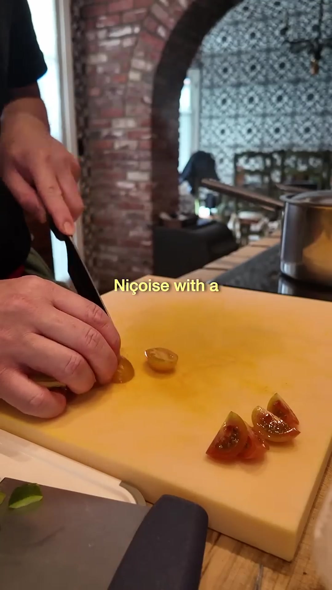 Video thumbnail for This is how I make a Niçoise salad as a personal chef in Beverly Hills(720P HD)