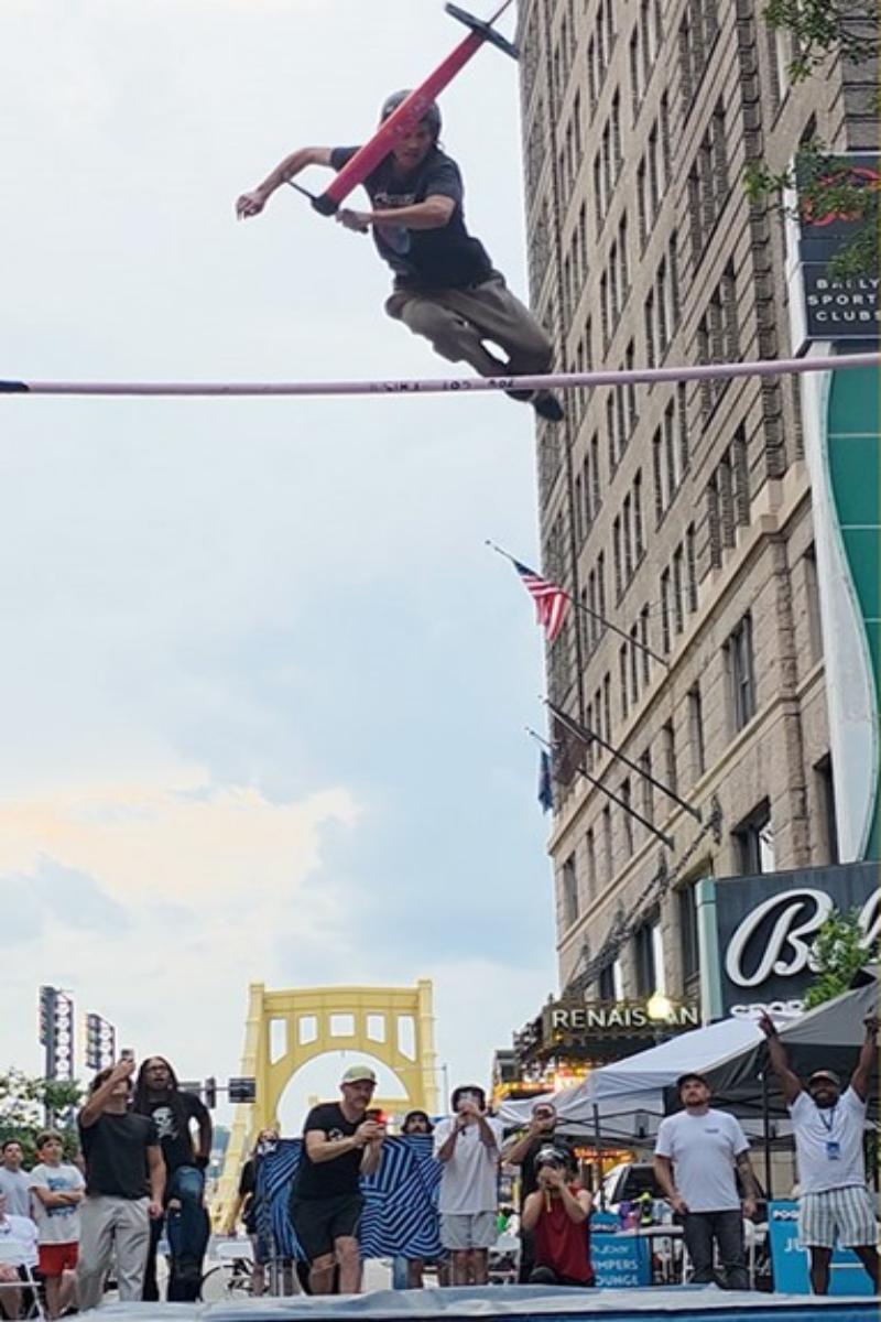 Video thumbnail for Highest stickflip pogo stick jump  3.67 metres (12 ft 0.49 in) by Henry Cabelus