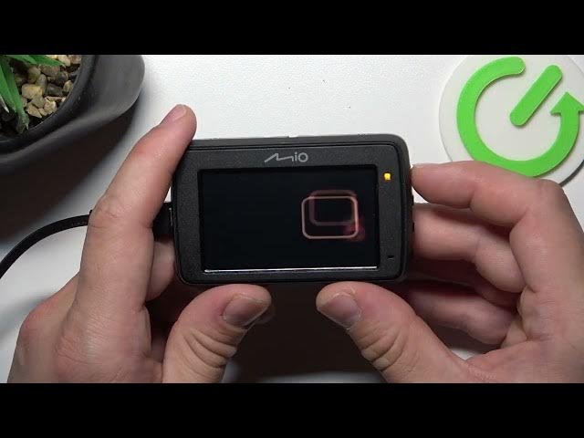 Video thumbnail for How To Power On & Off MIO MiVue 732
