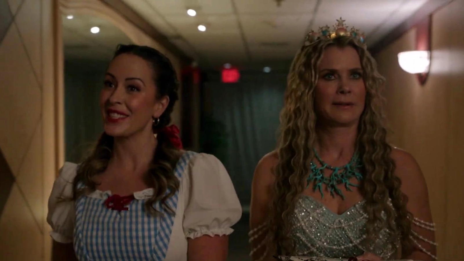 Video thumbnail for Sugar & Vice: A Hannah Swensen Mystery: Sneak Peek