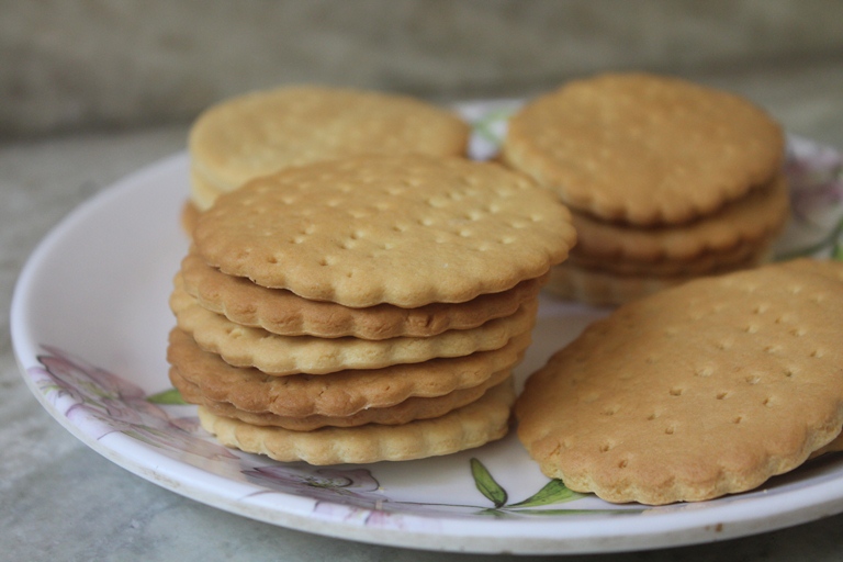 'Video thumbnail for Easy Marie Biscuits Recipe'