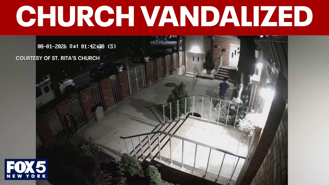 Video thumbnail for NYPD: Church vandal caught on video smashing Mother Mary statue
