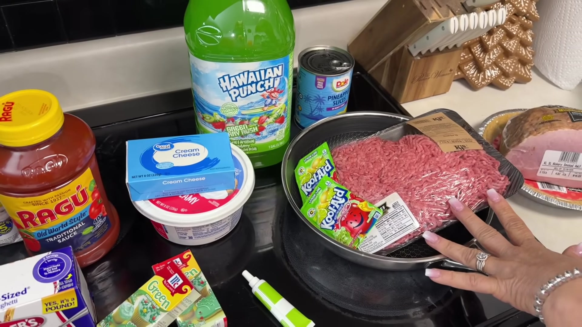 Video thumbnail for Momma preps Christmas Dinner 🥹(720P HD)