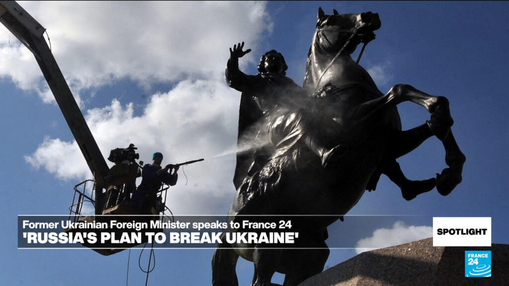 Video thumbnail for Putin's war for the history books: Dmytro Kuleba speaks to France 24