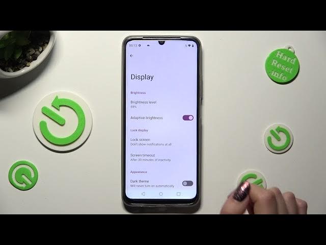 Video thumbnail for How to Turn On & Turn Off the Adaptive Brightness on a REALME C53 - Automatic Display Brightness