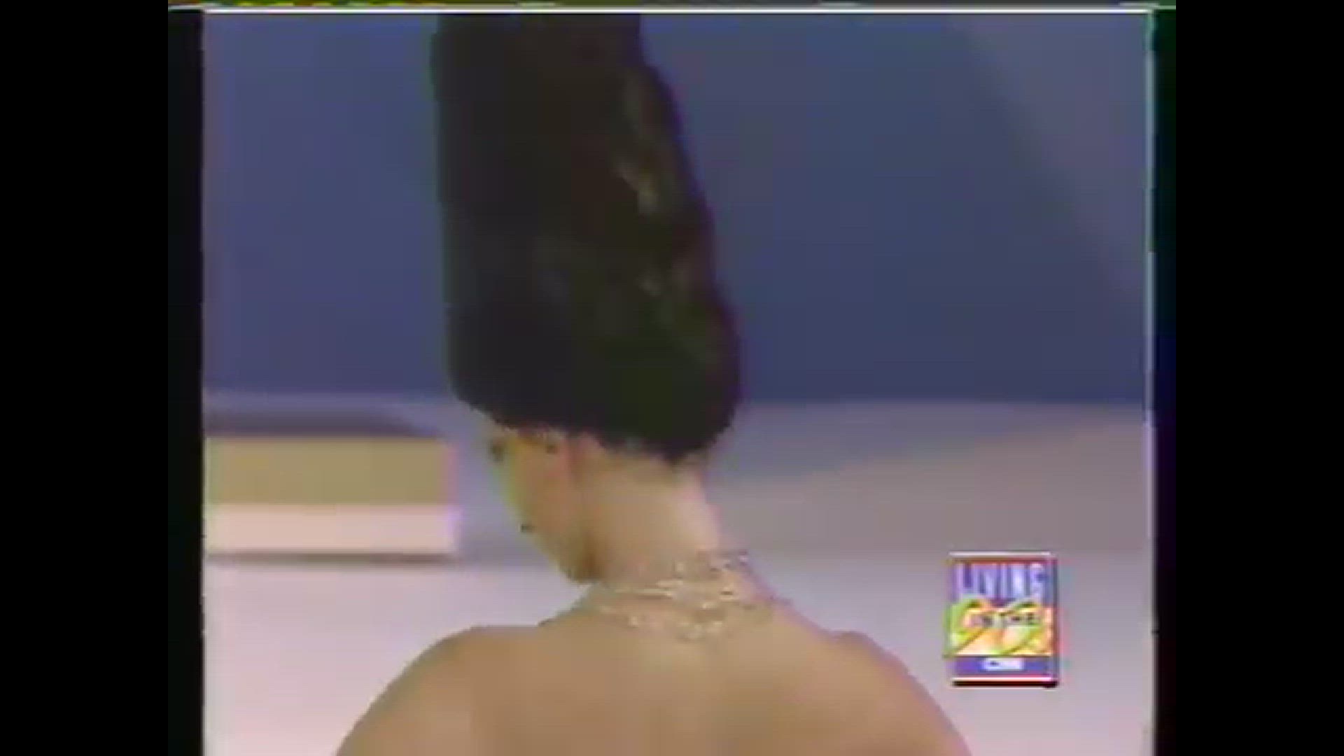 'Video thumbnail for 1994 Moschino Runway Fashion Show'