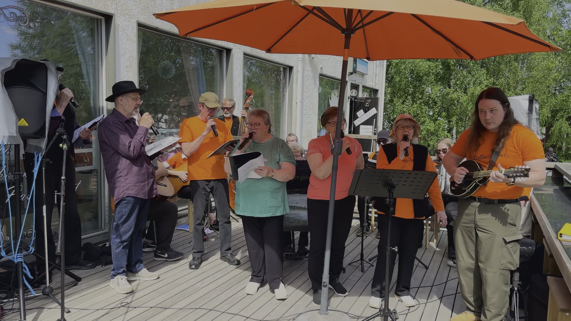 Video thumbnail for Hiijjen Pelimannit - Soitellen Suveen 2025