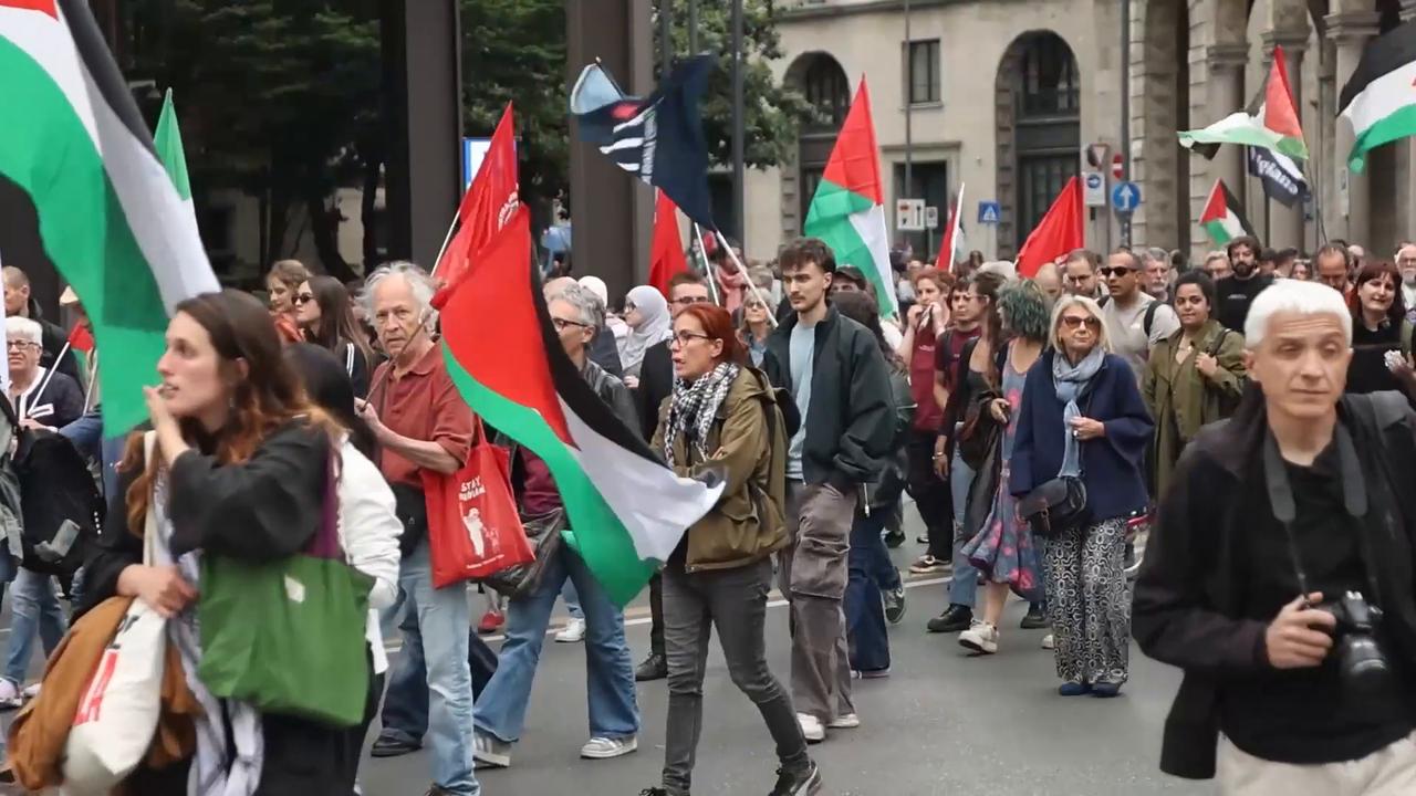 Video thumbnail for Italy: Protesters march in Milan against Israeli detention of Gaza flotilla activists.