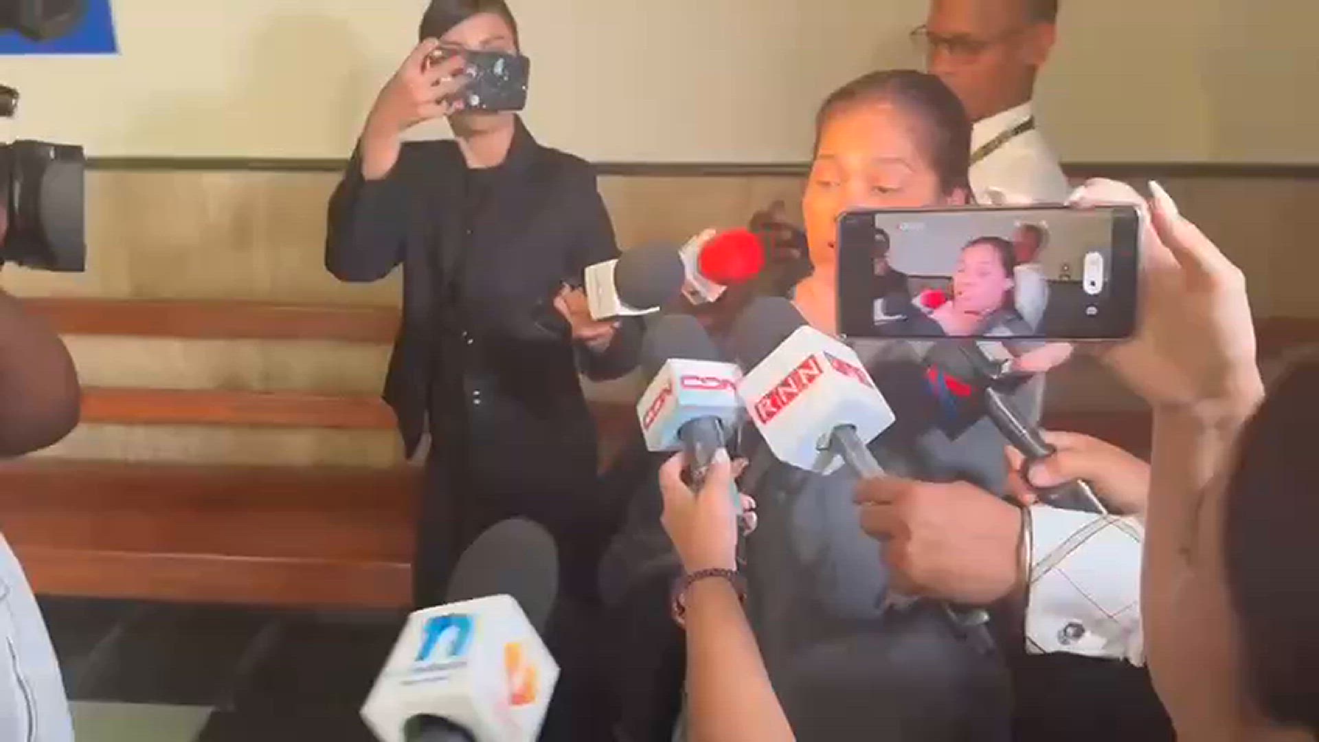 Video thumbnail for Pastora Rossy Guzmán asegura que “Dios está en control desde el inicio” tras audiencia del caso Coral