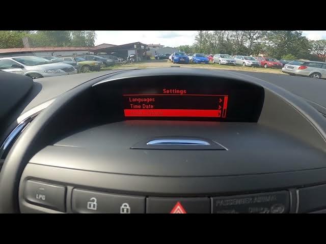 Video thumbnail for How to Change Climate Control Mode in Opel Zafira C ( 2011 – 2019 )