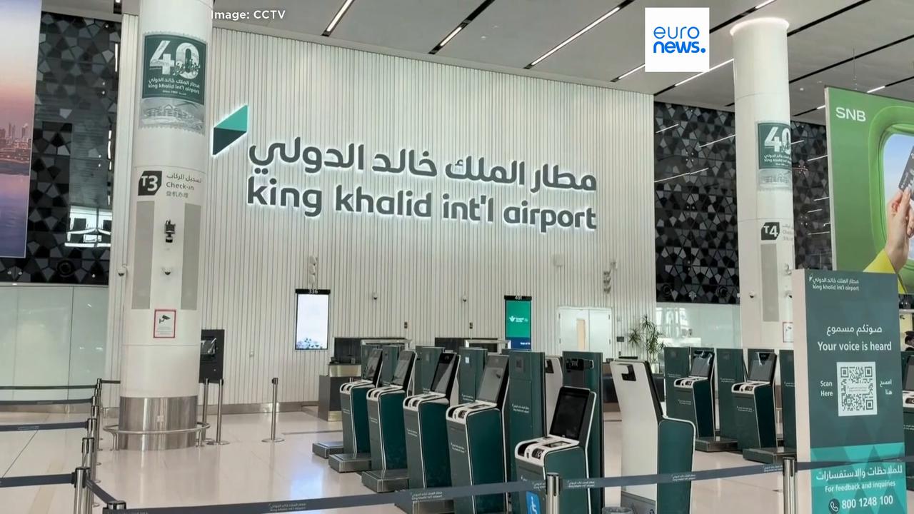 Video thumbnail for 12 killed and more than 300 wounded in attack on Riyadh airport