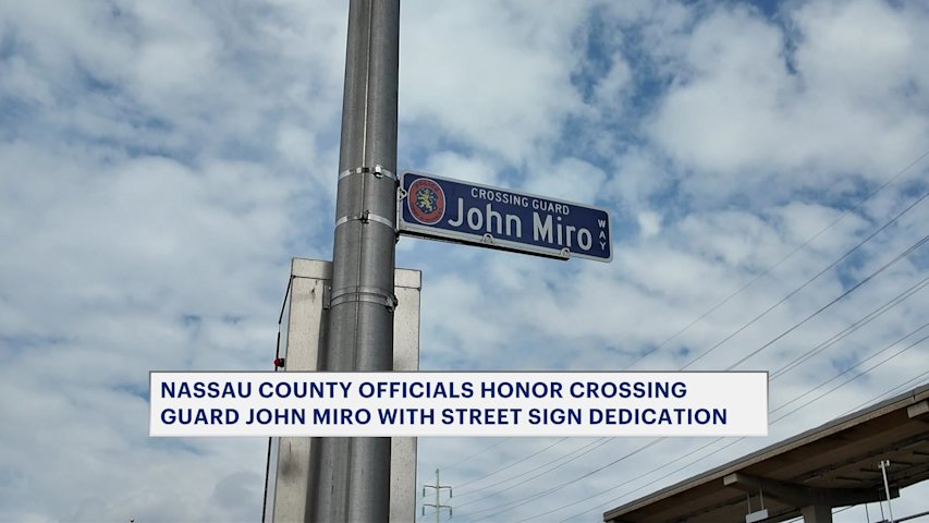 Video thumbnail for Merrick honors fallen crossing guard with street sign dedication