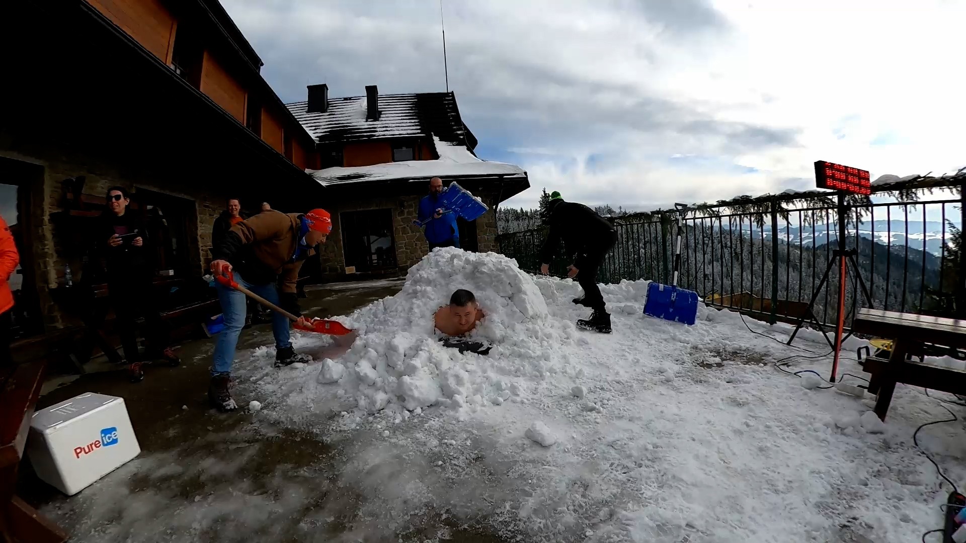 Video thumbnail for Longest time spent in full body contact with snow (male) - 2 hours 12 minutes and 12 seconds by Damian Kasprzyk