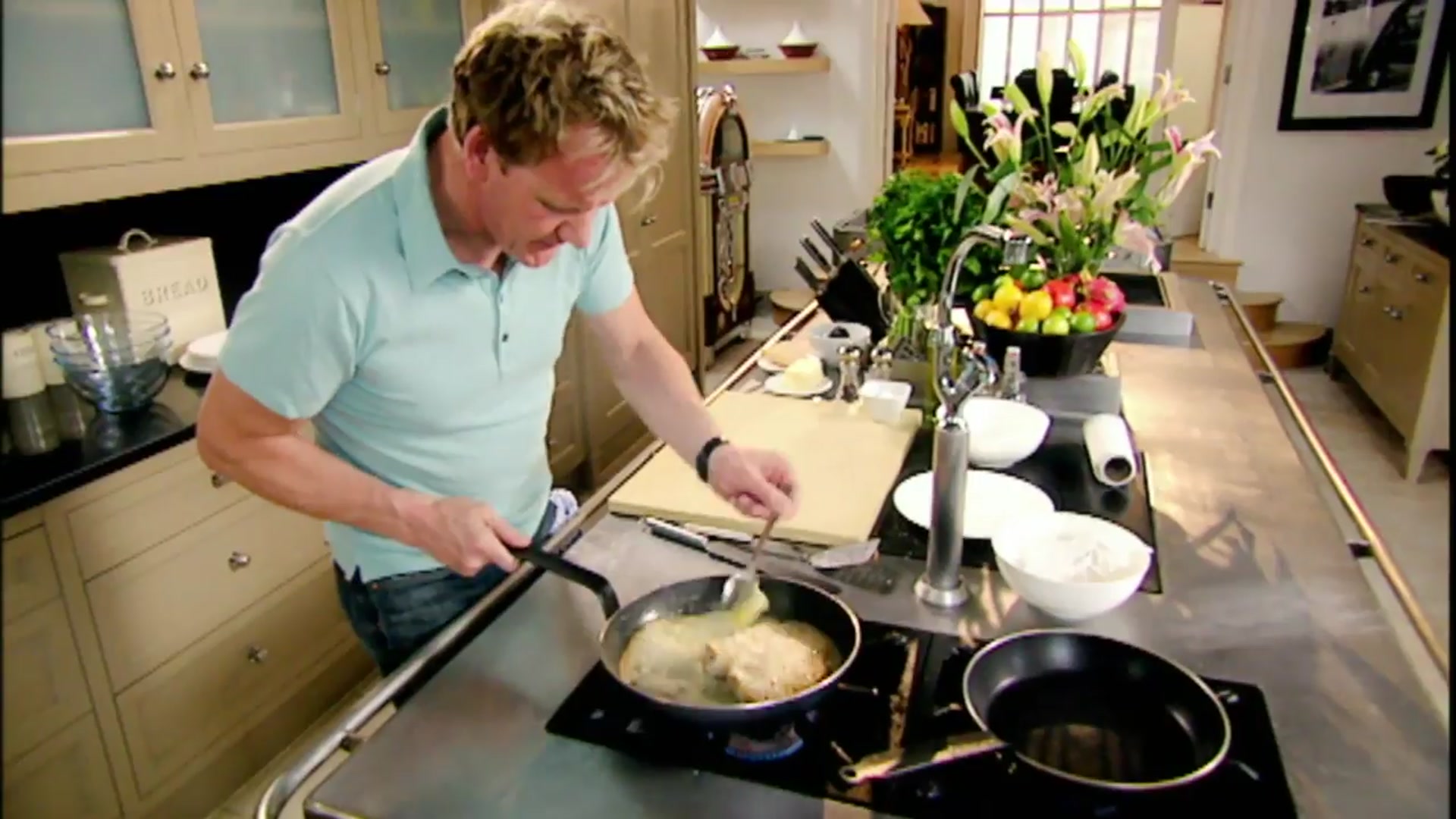 Video thumbnail for Pan-Roasted Skate with Beetroot and Parmesan ¦ Gordon Ramsay's The F Word Season 3 (720p 25fps)
