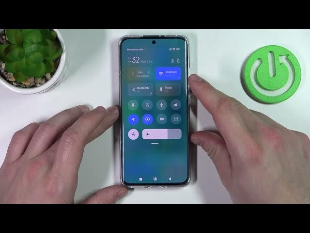 Video thumbnail for How to Turn Off Flashlight on XIAOMI 12X - Disable Flashlight