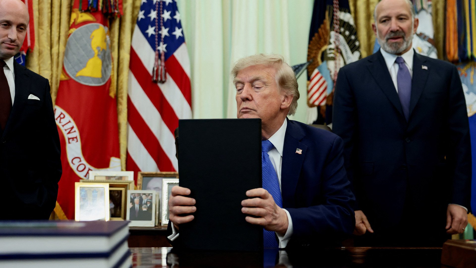 Video thumbnail for Trump signs executive orders banning so-called ‘birth tourism’