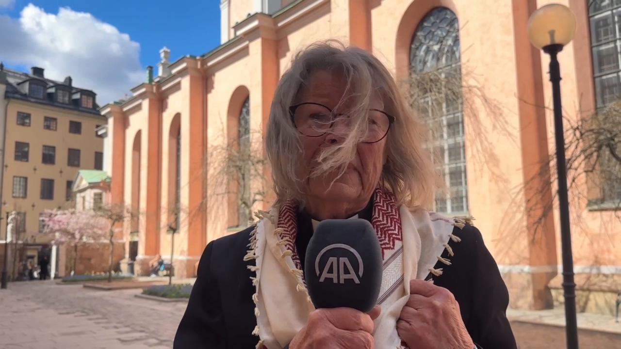 Video thumbnail for Sweden: Stockholm protesters rally against Israeli strikes on Gaza, Lebanon, and Iran.