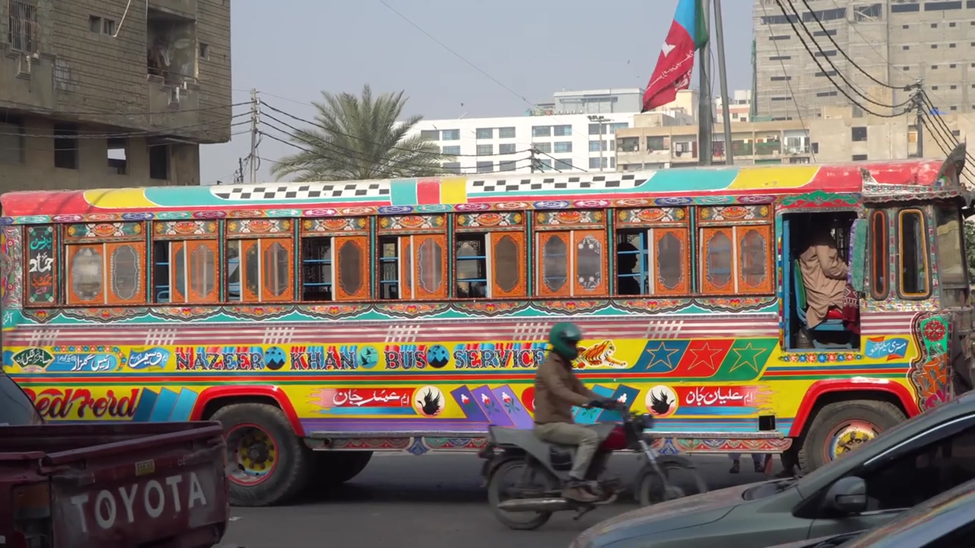 'Video thumbnail for Street Food in Pakistan - KARACHI'S #1 SUPER BURGER + BIRYANI!! Non-Stop STREET FOOD in Karachi!'