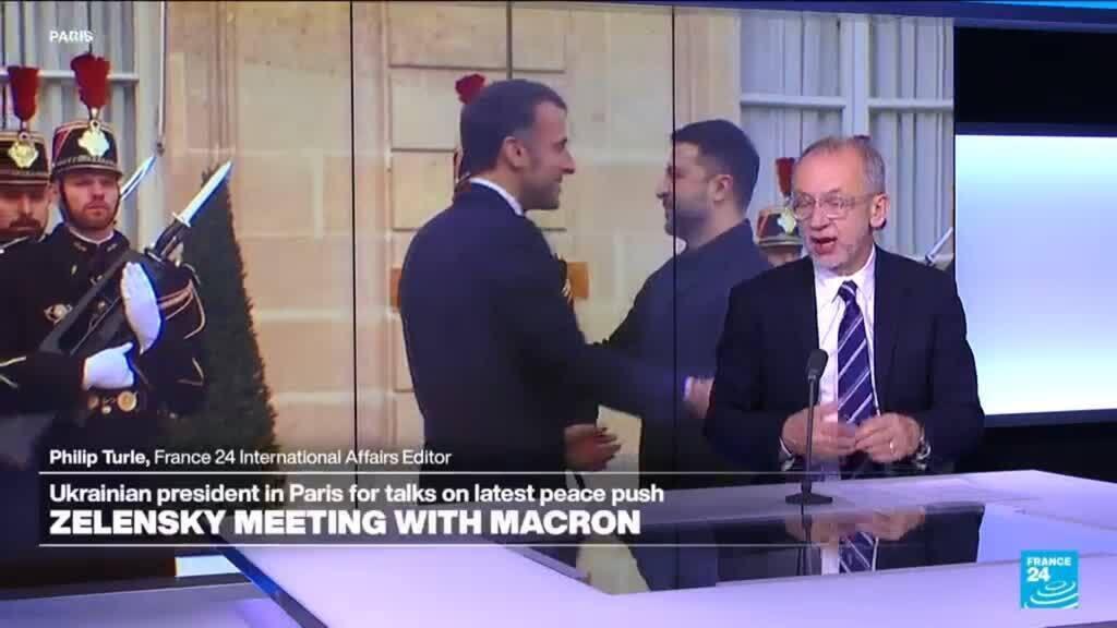 Video thumbnail for Ukraine: Macron and Zelensly to discuss 'security guarantees' in Paris