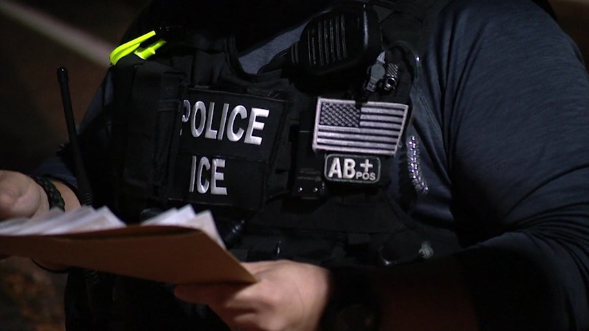 Video thumbnail for Federal judge rules against NYS mask ban for ICE agents