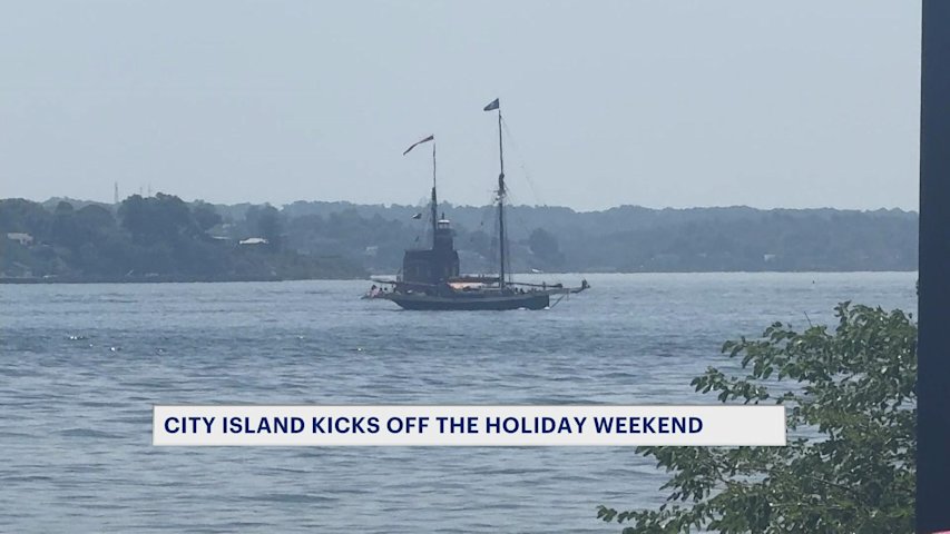 Video thumbnail for Residents line up for seafood, ships as City Island kicks off the holiday weekend