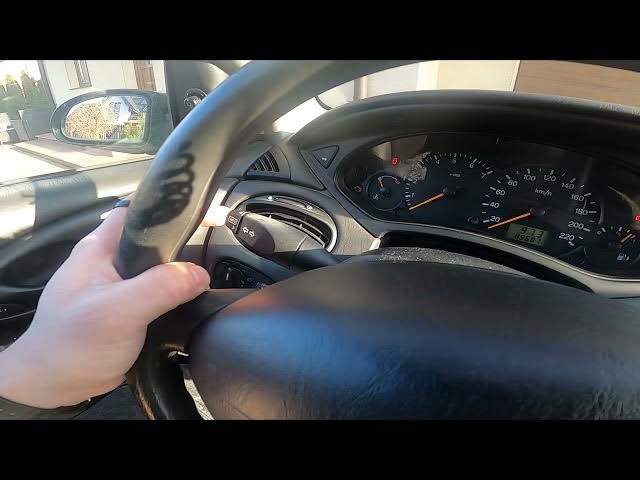 Video thumbnail for How to Clear Onboard Computer Data in Ford Focus MK1 ( 1998 – 2005 ) - Reset Distance and Fuel Data