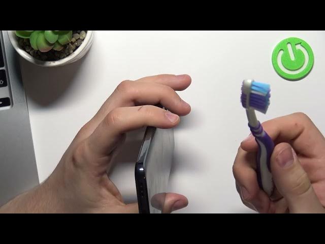 Video thumbnail for How to Fix USB Charging Slot in MOTOROLA Moto G52 - Clean USB Slot