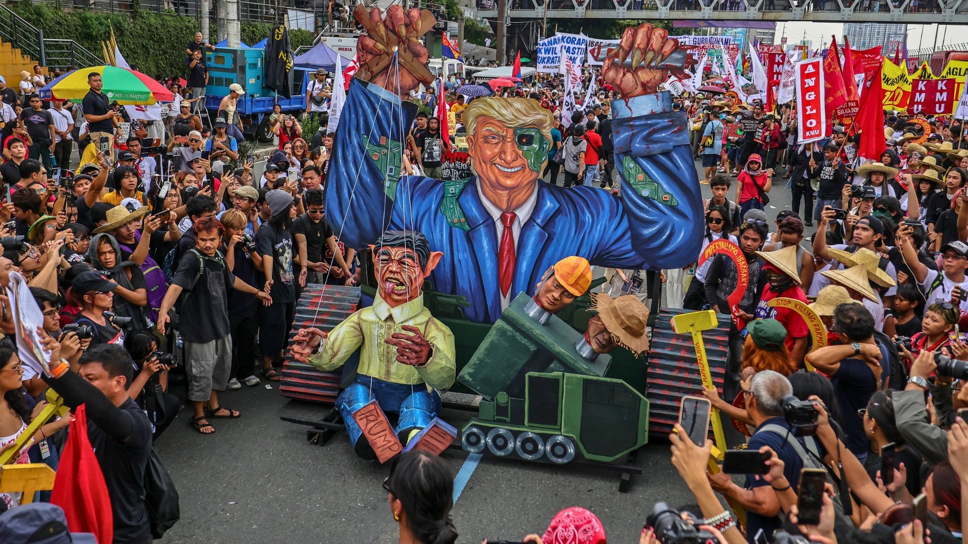 Video thumbnail for Philippine President Marcos faces protests ahead of State of the Nation Address