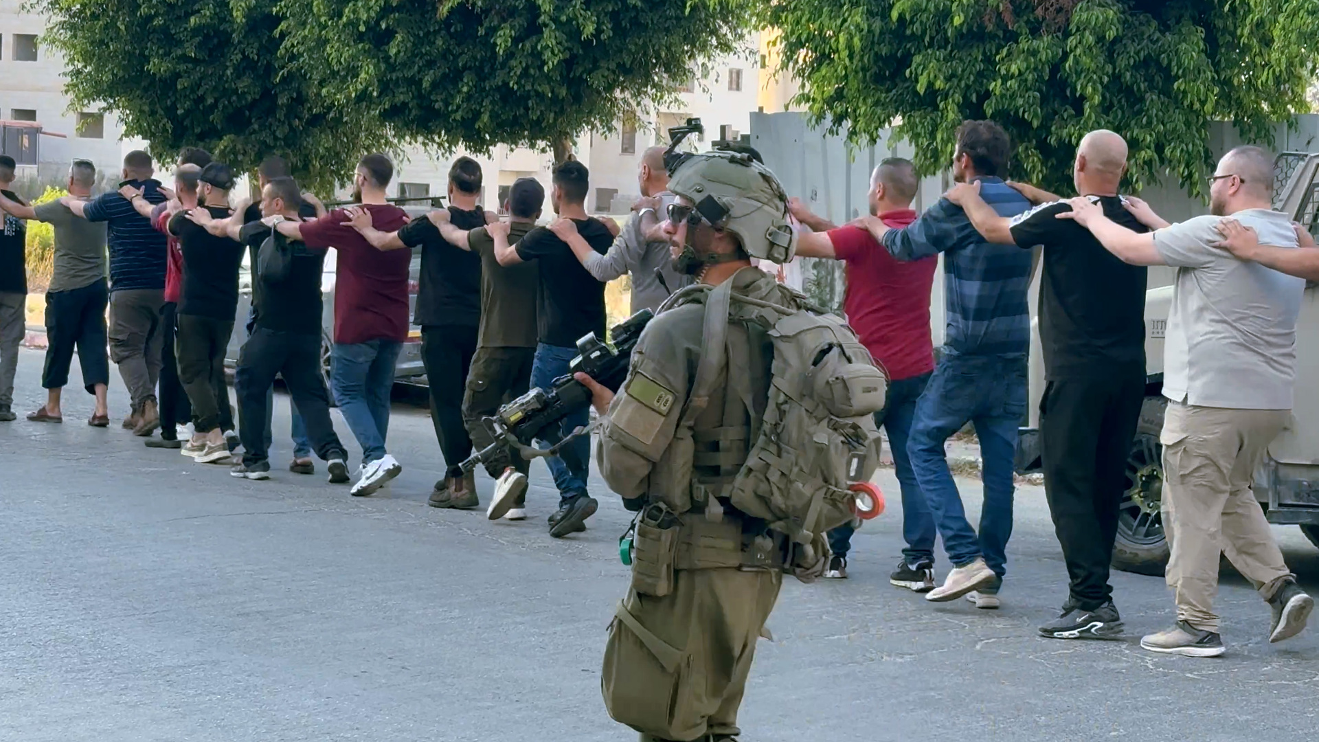 'Video thumbnail for Israeli forces arrest Palestinians en masse, laying siege to Tulkarem'
