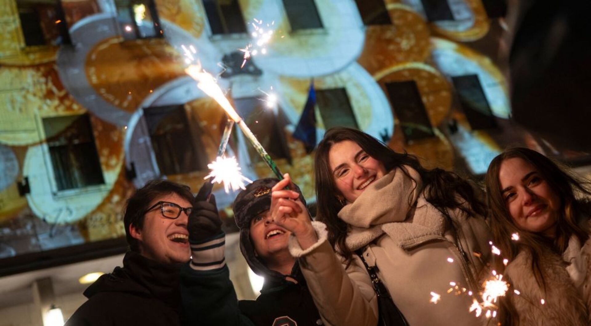 Video thumbnail for Bulgaria adopts euro amid celebration and anxiety over inflation