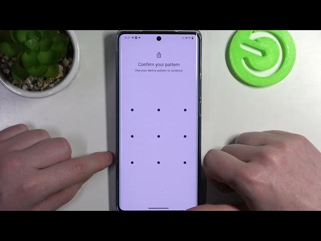 Video thumbnail for Does the VIVO X90 Pro Phone Have a Fingerprint Scanner? Let's Figure Out!