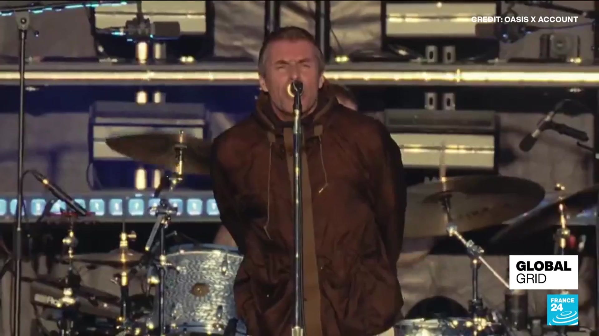 'Video thumbnail for Oasis: Debbie Ellis recalls meeting Liam: "Where do you get your trainers from?"'