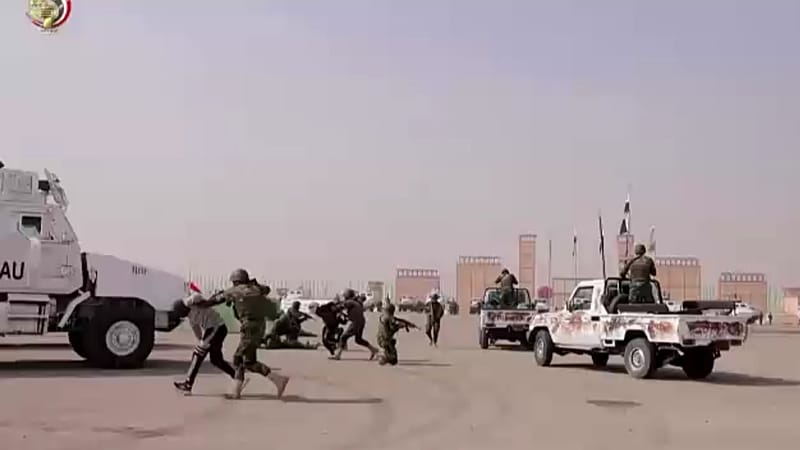 Video thumbnail for Egyptian troops take part in training ahead of AU deployment in Somalia