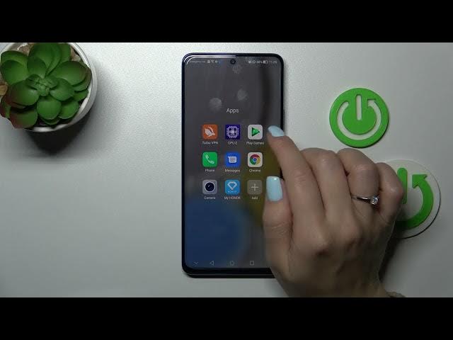 Video thumbnail for How to Create Home Screen Folders in HONOR Magic4 Lite