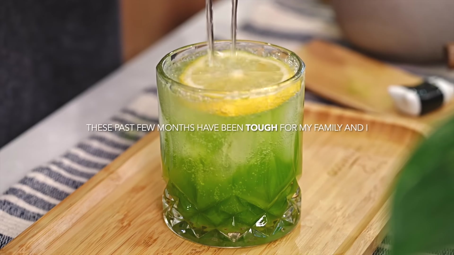 Video thumbnail for turning my home into a cafe for 22 guests 🍵 🍰   matcha latte  cinnamon buns  short bread cookies(720P HD)