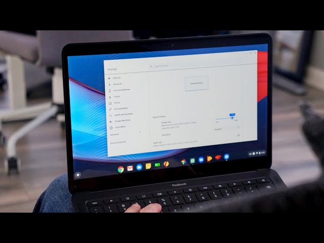Video thumbnail for How To Quickly Adjust Screen Resolution on Your Chromebook