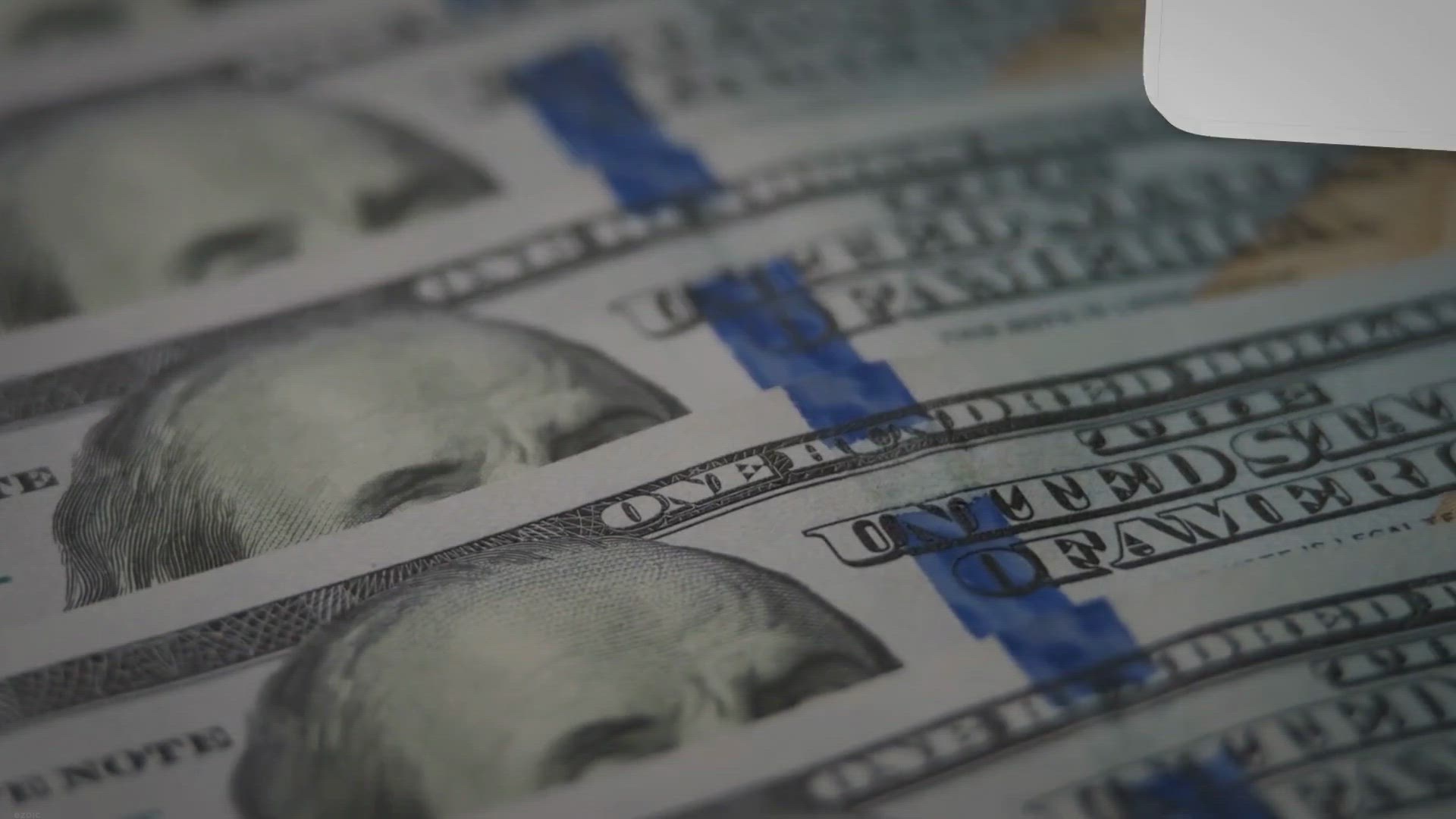 Video thumbnail for How To Navigating the Retirement Risk Zone – Safeguard Your Nest Egg