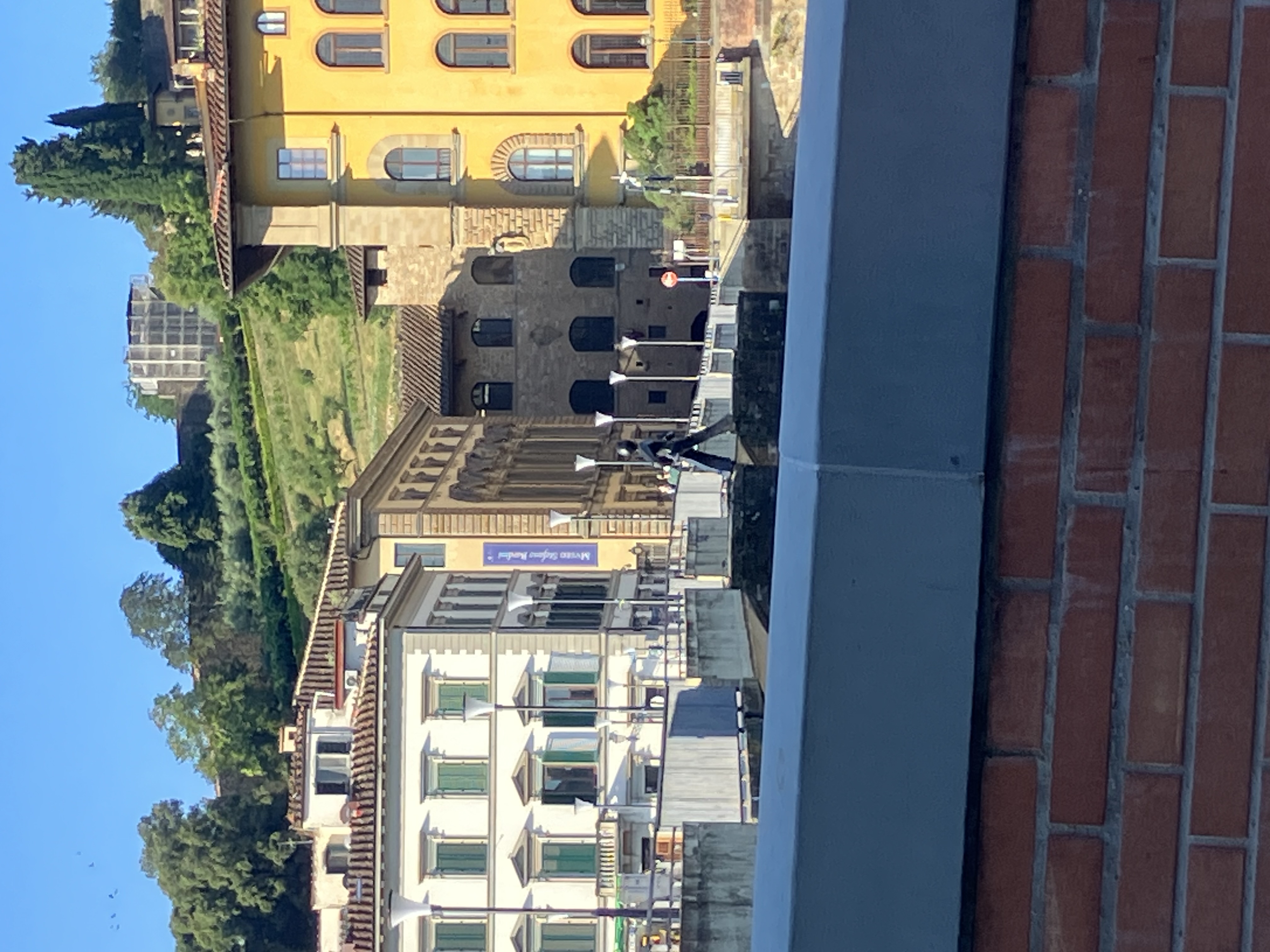 Video thumbnail for Painting in Florence