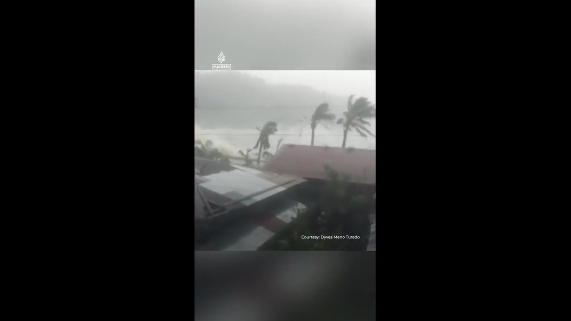 'Video thumbnail for Huge waves crash into Philippine coast amid Typhoon Fung-wong'