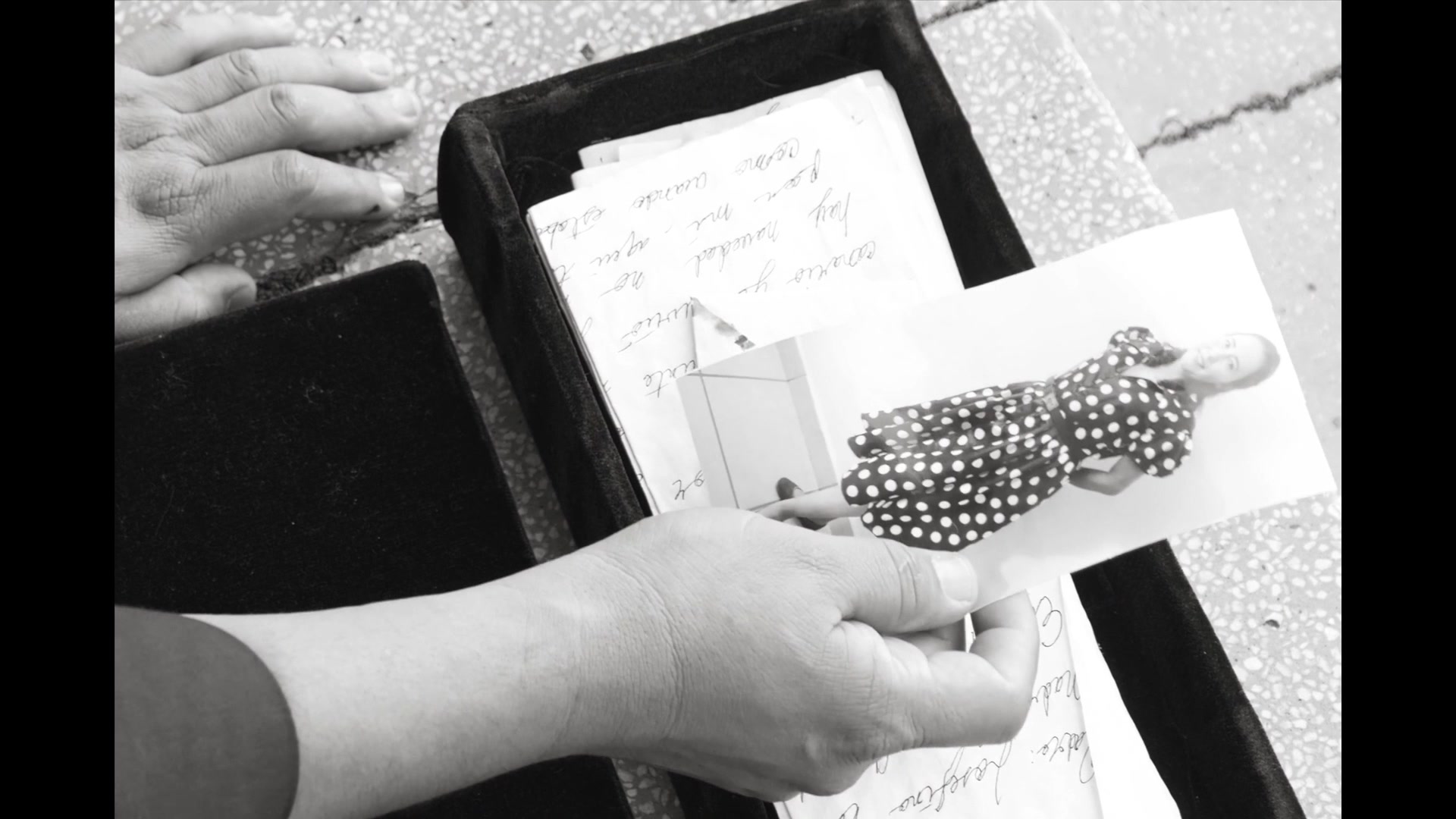 Video thumbnail for ZAPATITOS.mp4