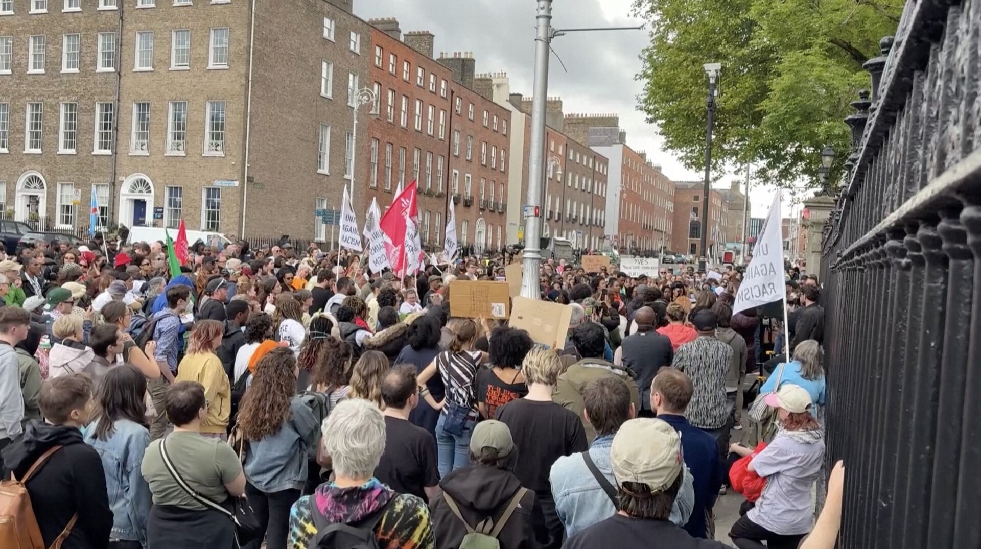 Video thumbnail for Hundreds protest Ireland’s ‘George Floyd moment’ after death of Congolese man