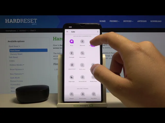 Video thumbnail for How to Adjust Notification Bar Shortcuts in Google Pixel 5 - Customize Notification Bar