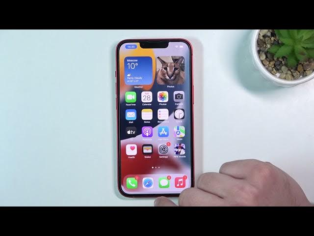 Video thumbnail for Does iPhone 13 have a Screen Mirroring Option?