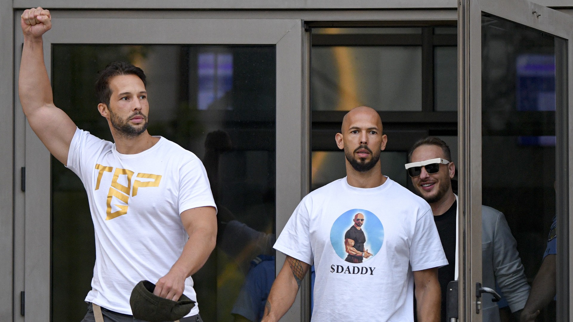 Video thumbnail for Tate brothers head to federal court as Britain pursues extradition