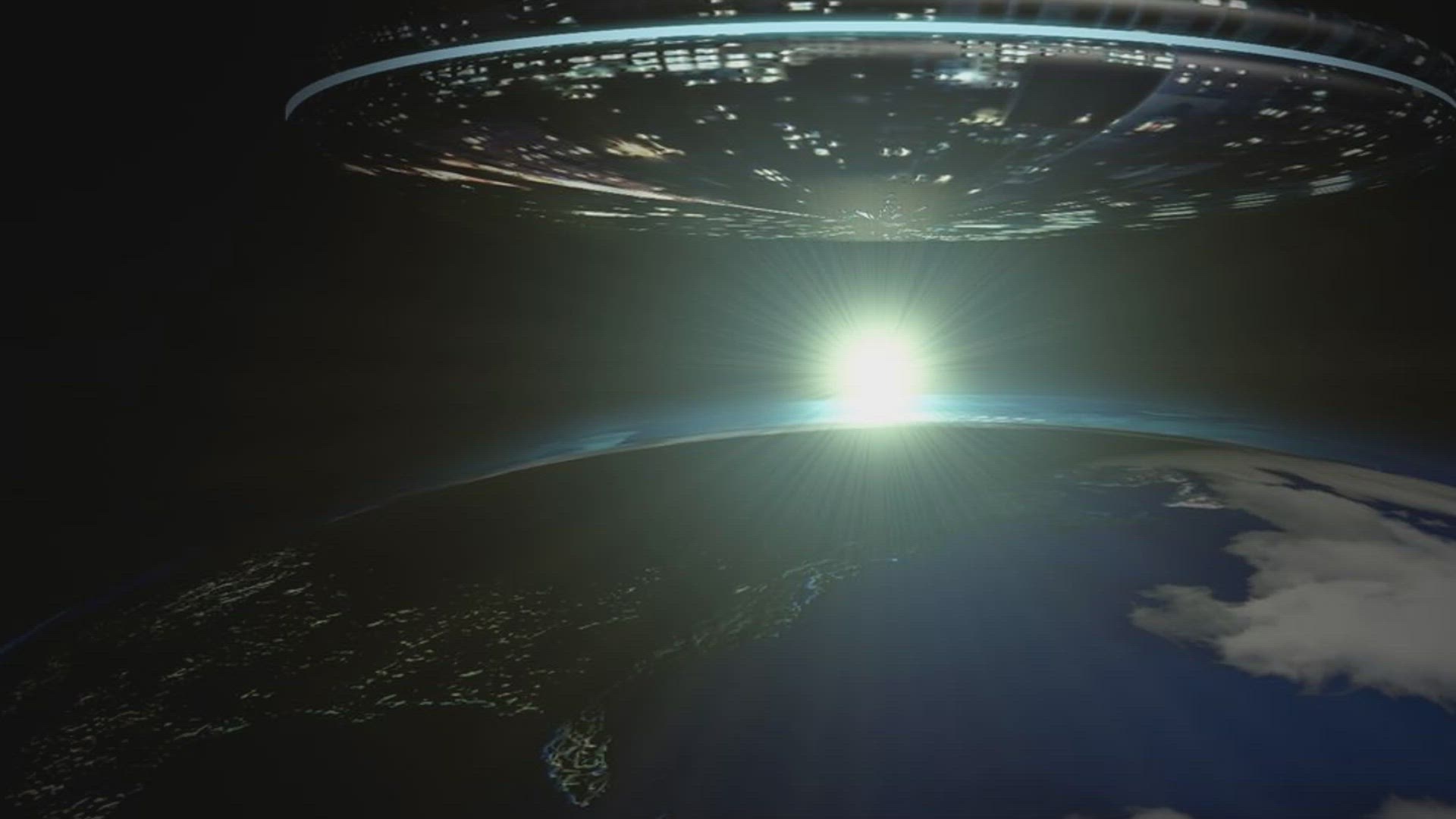 Video thumbnail for Scientists concerned that mankind could fall into chaos after discovering alien signals