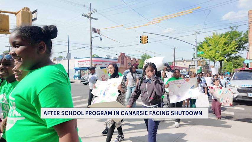 Video thumbnail for Community rallies in Canarsie after school program ends after 18 years