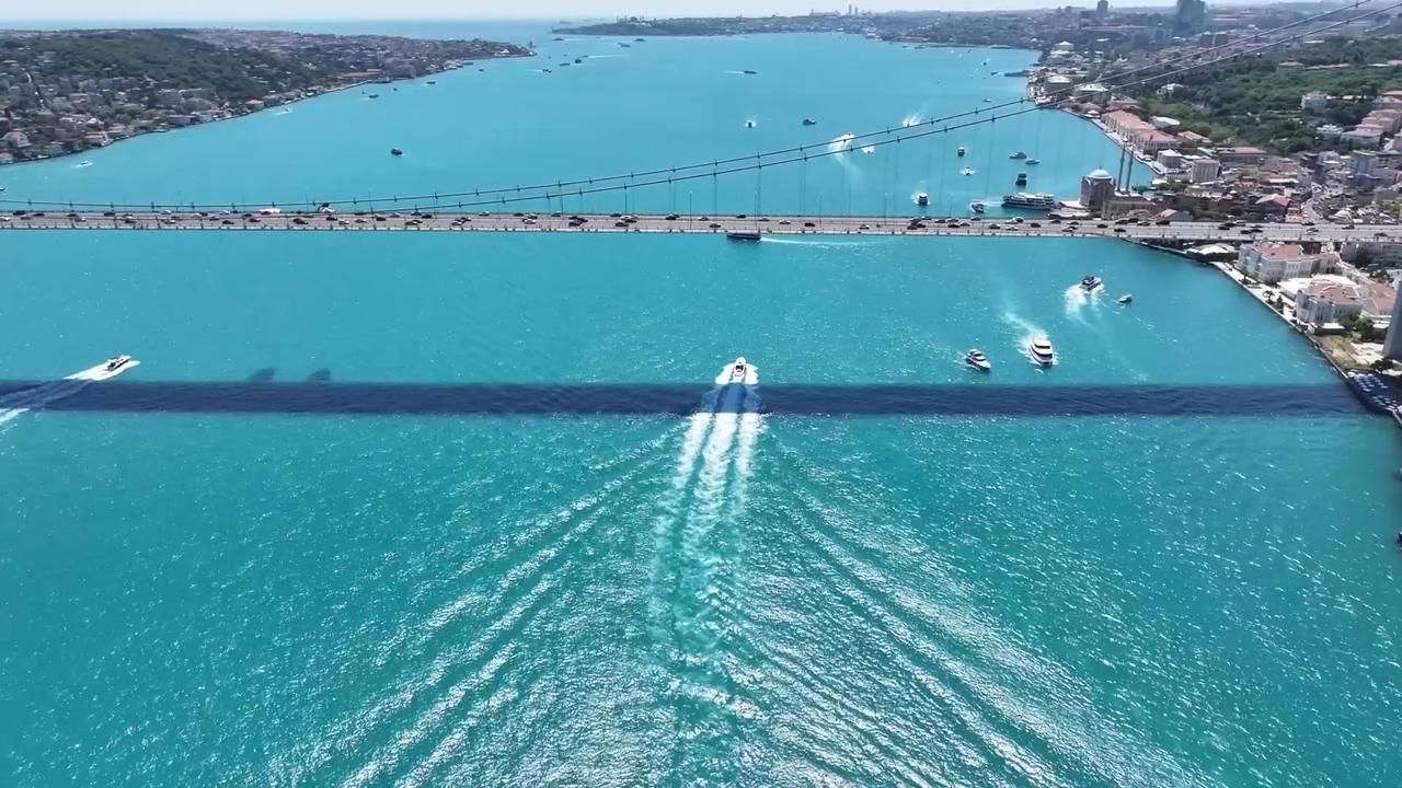 Video thumbnail for Türkiye: Rare turquoise waters paint Istanbul’s Bosphorus.